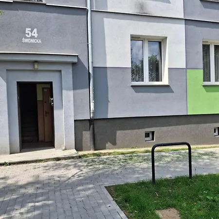 Swidnicka Apartment Dzierzoniow